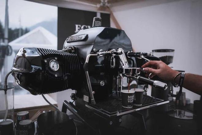 机“R18拳击手”请你喝咖啡麻将胡了试玩平台宝马牌咖啡(图5)